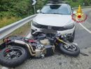 Centauro in gravi condizioni dopo lo scontro con un'auto Centauro in gravi condizioni dopo lo scontro con un'auto