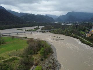 La piena al ponte di Docio nel pomeriggio La piena al ponte di Docio nel pomeriggio