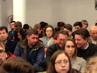 UN'ALTRA IMMAGINA EUL PUBBLICO