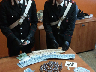 Droga e denaro trovati tra Cigliano e Olcenengo