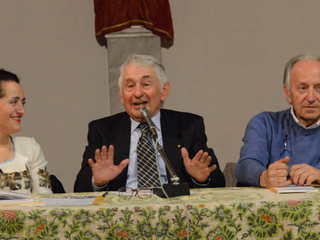 Piera Mazzone, Corona e Gianni Mentigazzi