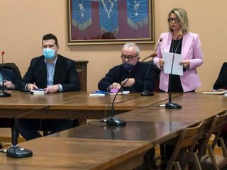 Il tavolo dei relatori