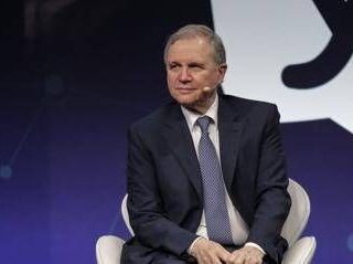 Visco: "L'Europa deve trovare ruolo geopolitico non subordinato, non è una mission impossible"