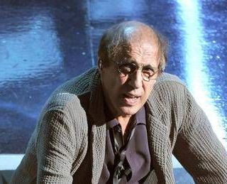 Celentano riappare sui social: "Potrei anche peggiorare... ma non ve lo garantisco" Celentano riappare sui social: "Potrei anche peggiorare... ma non ve lo garantisco"