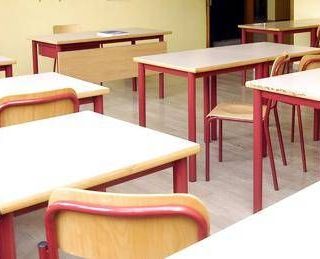 Carta docente 2025-2026 attiva da oggi, inclusi i precari: importo e come richiederla