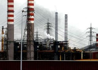 Ex Ilva Taranto, operaio cade dall'alto e muore durante controllo