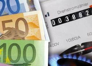 Giù i prezzi per famiglie e imprese, 12 articoli per il dl Bollette: la bozza Giù i prezzi per famiglie e imprese, 12 articoli per il dl Bollette: la bozza