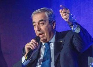 Referendum, l'ironia di Gasparri sui social: "Io sto con Gratteri e Di Matteo, per questo voto sì"