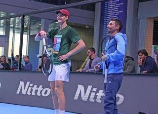 Vagnozzi, 'salta' la sfida con Sinner: il coach di Jannik out al secondo turno del Million Dollar 1 Point Slam