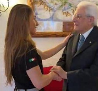 Mattarella a Cortina, l'incontro con Sofia Goggia e la telefonata con Arianna Fontana