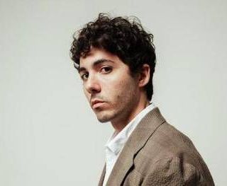 Sanremo 2026, Fulminacci: "Torno per divertirmi, il quinto posto è l'ideale"