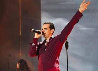 Sanremo, outfit co-conduttori? Per Sisal Lauro rompe schemi, Yaman, Lillo e Conti col papillon Sanremo, outfit co-conduttori? Per Sisal Lauro rompe schemi, Yaman, Lillo e Conti col papillon