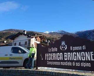 Poste, Sonia portalettere a La Salle tra quotidianità e grandi imprese sportive Poste, Sonia portalettere a La Salle tra quotidianità e grandi imprese sportive