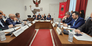 I Presidenti dei Consigli regionali riuniti a Niscemi I Presidenti dei Consigli regionali riuniti a Niscemi