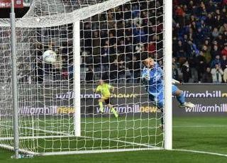 Fullkrug tocca di mano, Rabiot segna: gol annullato al Milan contro il Pisa