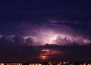 Piogge e temporali, allerta arancione in Calabria: in giallo quattro regioni