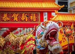 Cina, è il Capodanno del Cavallo di fuoco: il segno 'rivalutato' che Xi paragona al Paese