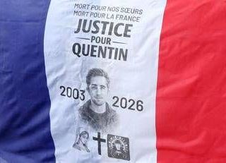 Omicidio Deranque a Lione, 11 arresti. Meloni: "Travolto da clima odio, uccisione che addolora"