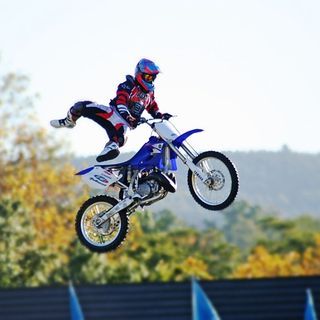 Rins ha firmato per Yamaha in ospedale