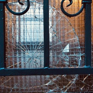 Assicurazione danni casa: come proteggere il tuo immobile da eventi imprevisti