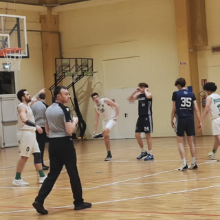 La gara col Borgomanero; a sinistra Anghillante, a destra l'ex Rey