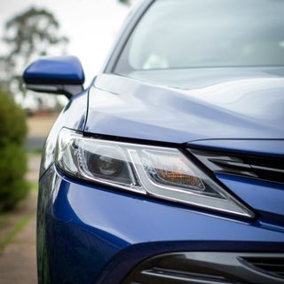 Auto ibride nelle metropoli: vantaggi fiscali e impatto ambientale