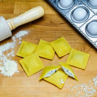 Agnolotti piemontesi: storia e varianti di un piatto simbolo
