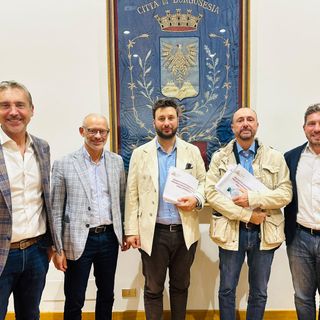 Ospedale di Borgosesia\2 Bonaccio: «Un piano di rilacio serio. Ecco tutte le scadenze per il potenziamento dei servizi»