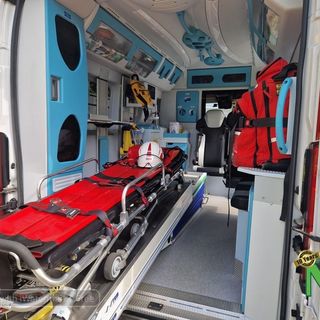 Pray, trentenne cade con il parapendio