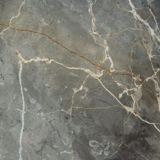 Come Konsolida risolve il cedimento del pavimento con tecnologia non invasiva