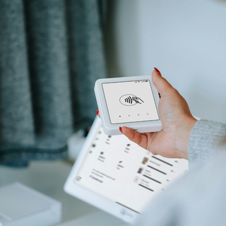 Salute: Piemonte 5° regione per spesa cashless. Torino 4° città per crescita dei pagamenti, +26,5%