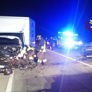 Frontale a Formigliana: coinvolti un'auto e un camion