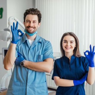 Risparmiare dal dentista senza rinunciare alla qualità: l'Albania come alternativa concreta