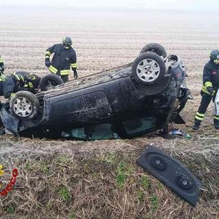 Auto ribaltata sulla Sp31. Il video dei soccorsi