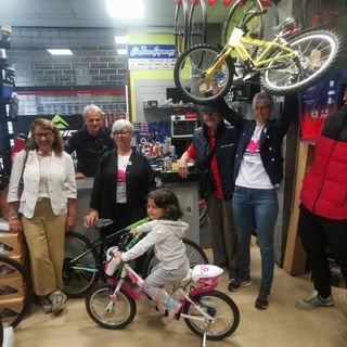 Esercito di Cuori: bicicletta in dono a tre bambini