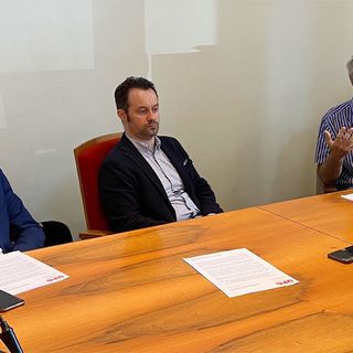 Da sin: Marchese, Bottrighi e Terenziani alla conferenza stampa