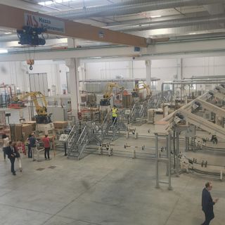 Cisl e Uil all'attacco dell'impianto di pallet: «Criticità nell'impianto e nella gestione del personale»