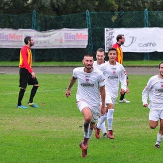 Santhià, prosegue la marcia trionfale