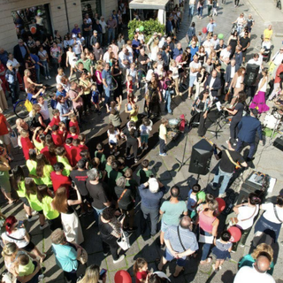 Foto alla presentazione della candidatura di Olmo (foto ufficio stampa Olmo)