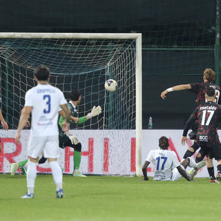 Il primo gol di Fall (Lussoso)