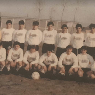 Gli Allievi della Pro Vercelli 1983-84 (proprio nell'anno in cui la Pro vinse lo spareggio ad Alessandria contro la Cairese ai supplementari).