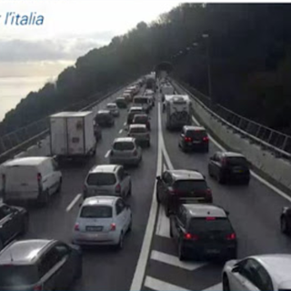 Caos sulle autostrade tra Piemonte e Liguria, Cirio: "Lavori andavano fatti durante il lockdown"