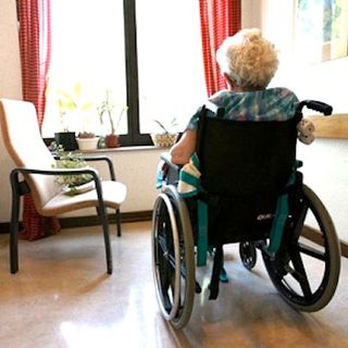 Grazie a chi si prende cura dei nostri anziani