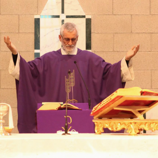 Messa degli esami per chiudere l'anno scolastico