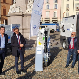 La presentazione dei nuovi mezzi di Asm