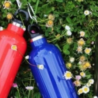 Borracce plastic free per gli alunni delle elementari