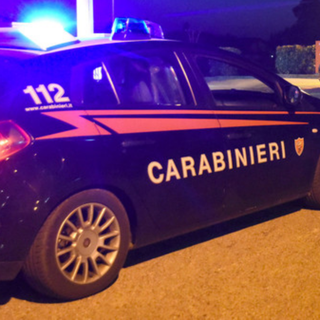 Minorenne alla guida, fugge all'Alt dei carabinieri
