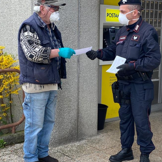 "Operazione sicurezza" tra gli anziani in coda alle Poste