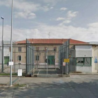 Morte del piccolo Leo, tenta il suicidio il compagno della mamma