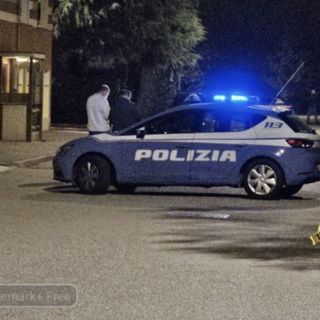 Biella, cadavere ritrovato in un cassonetto: 4 persone in carcere